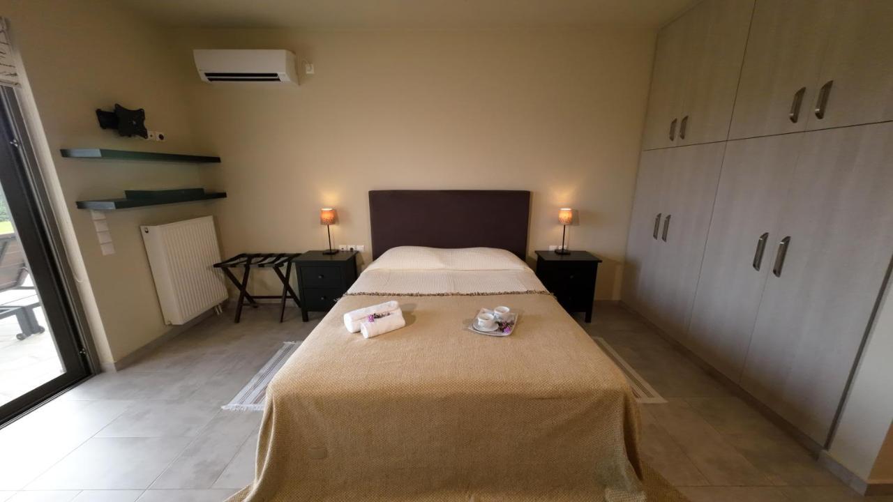 Ελιάδες - Eliades Apartments Karystos  Bagian luar foto