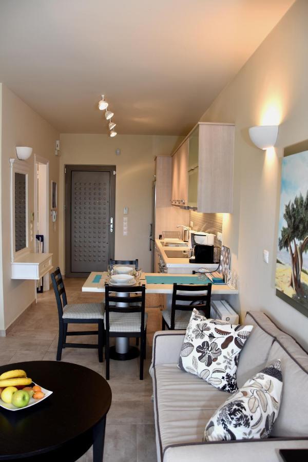 Ελιάδες - Eliades Apartments Karystos  Bagian luar foto